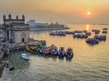 Sunrise in Mumbai