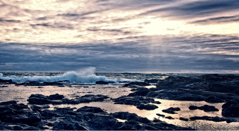 Dusk at Waipapa Point, Stewart Island