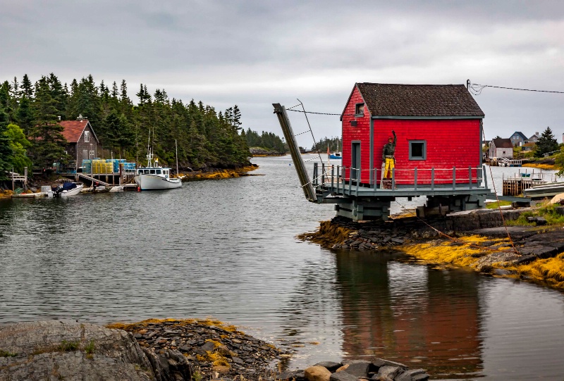 Fish Buyer's Shack - ID: 15146002 © Patricia A. Casey