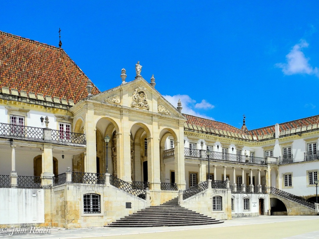 Coimbra University - ID: 15154031 © John D. Roach