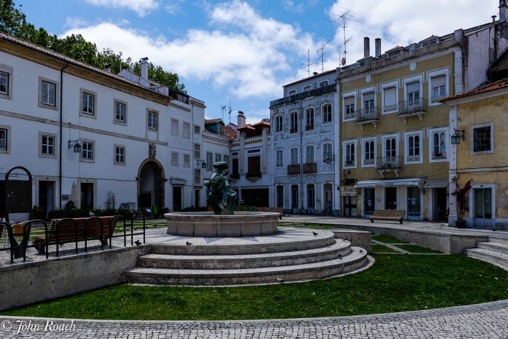 Square in Alcobaca, Portugal - ID: 15154038 © John D. Roach