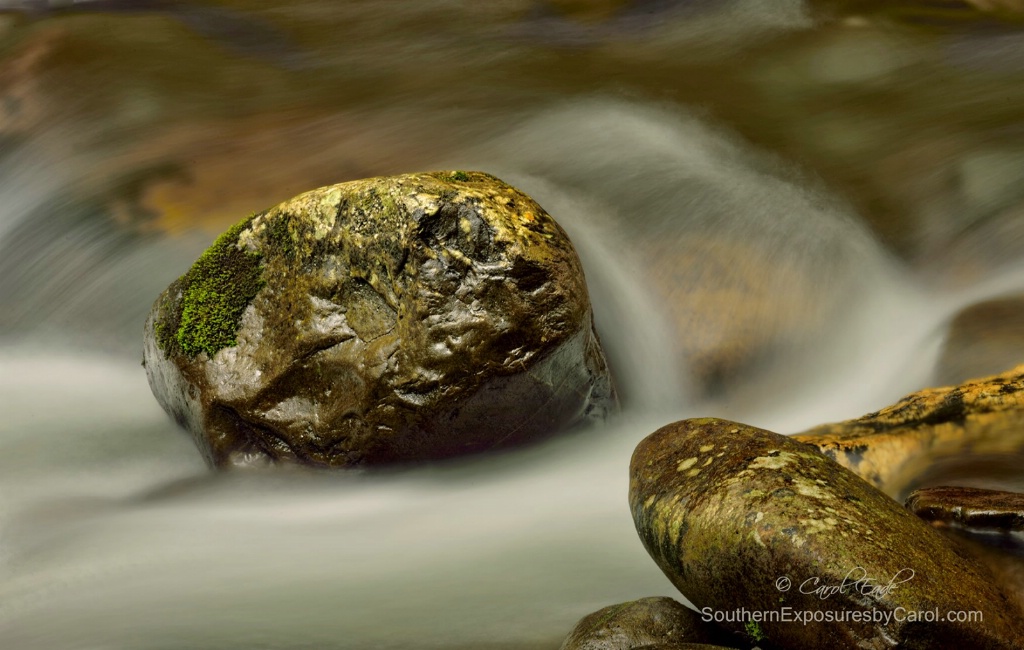 Little Pigeon River Boulders - ID: 15174753 © Carol Eade
