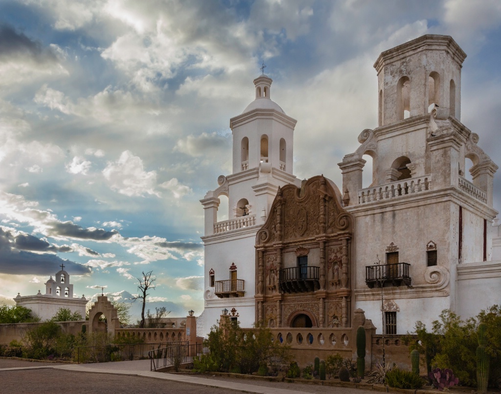  MG 1588 San Xavier Del Bac - ID: 15179732 © John A. Roquet