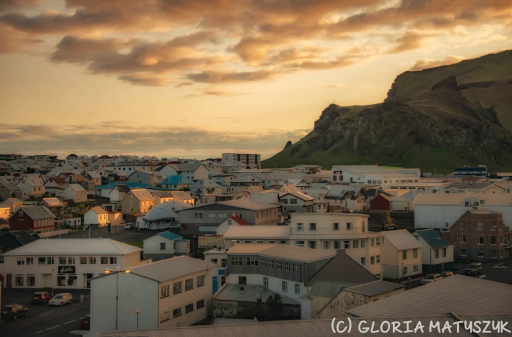 Sunset over the city  Vestmannaeyjar  - ID: 15184464 © Gloria Matyszyk