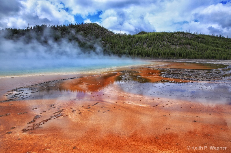 Grand Prismatic Spring; ground view