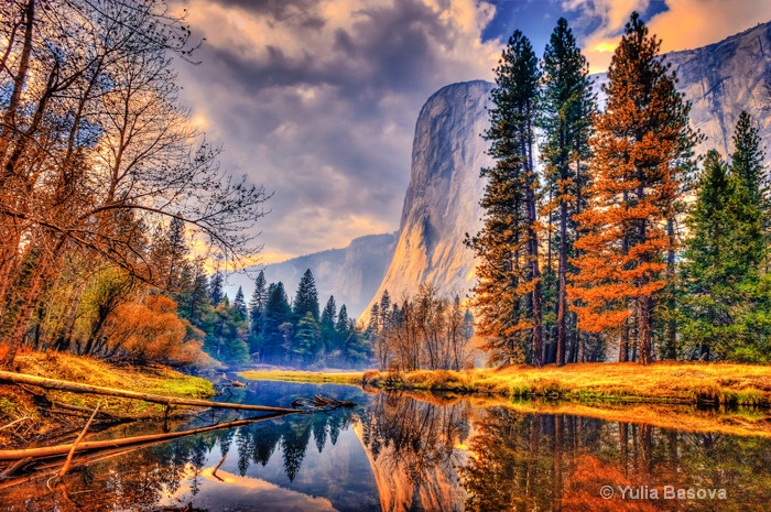 El Capitan and the Merced River<p> - ID: 15199273 © Yulia Basova