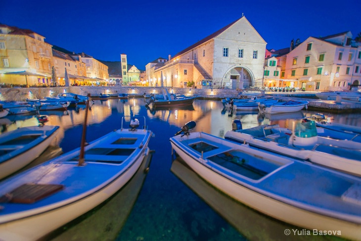 Hvar, Croatia - ID: 15200954 © Yulia Basova