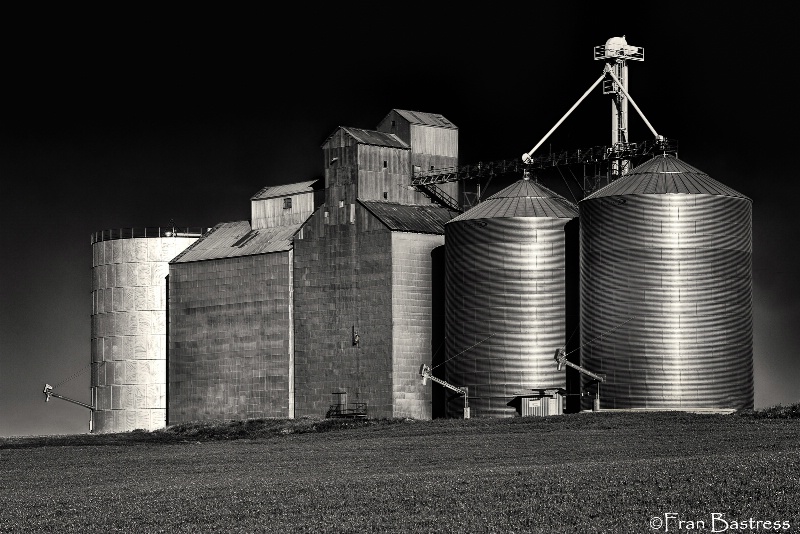 Farmland Architecture in Black & White - ID: 15210206 © Fran  Bastress