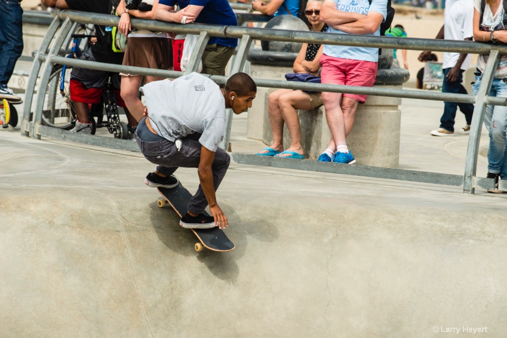 Skateboarder- Venice, CA - ID: 15225573 © Larry Heyert