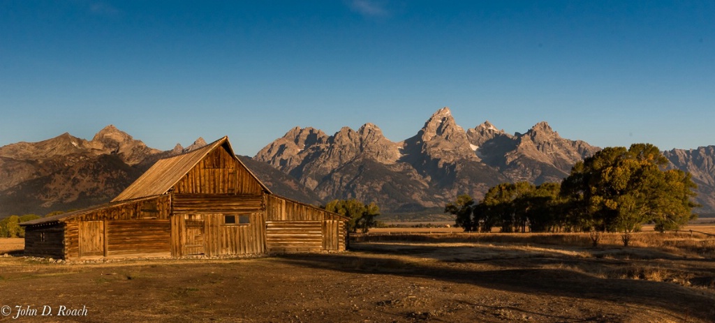 Sunrise on the Tetons at Mormon Barn-2