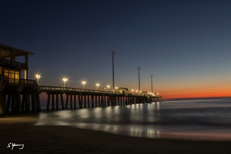 Jennette's Pier Another View; Nags Head, NC - ID: 15234580 © Richard S. Young
