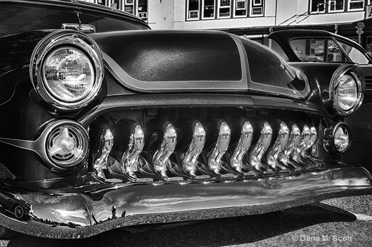 Black and White Grill