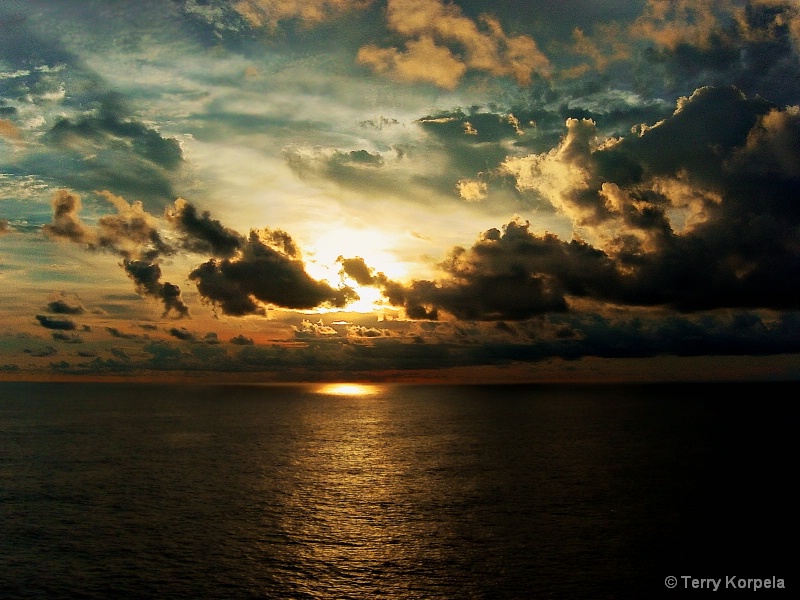 Caribbean Sunset - ID: 15238928 © Terry Korpela