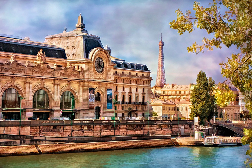 Walk Along the Seine