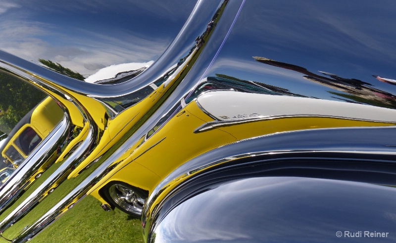 Carshow reflection #2
