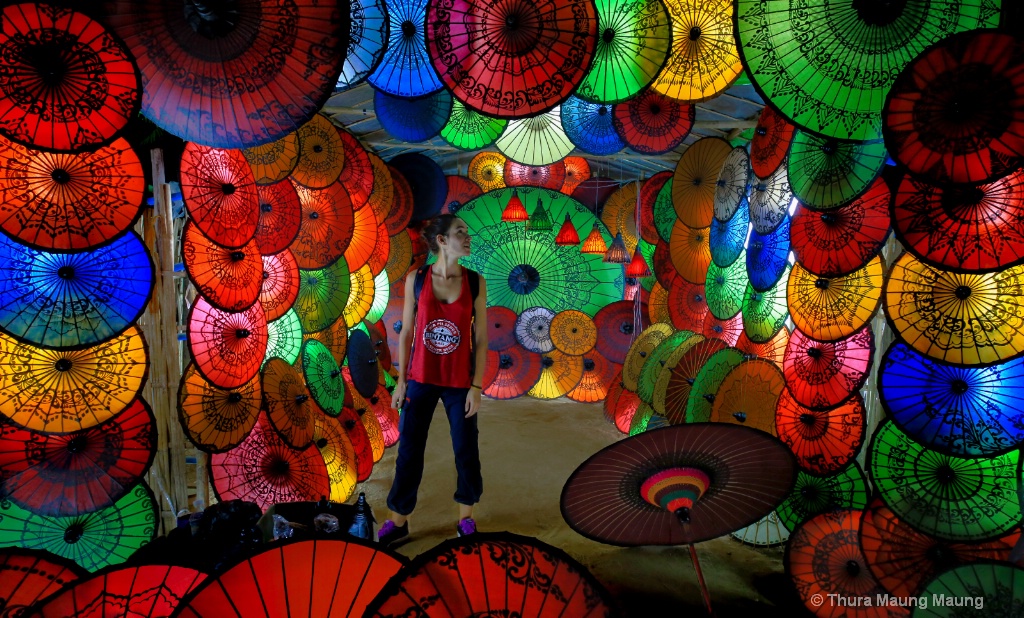 Myanmars Tranditional umbrella ( Bagan )