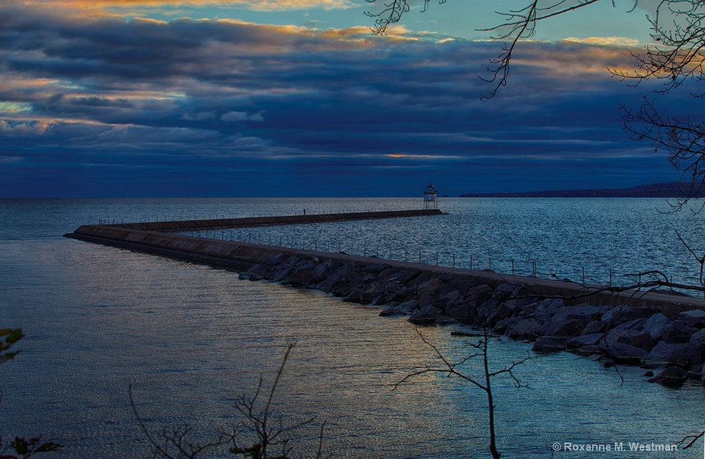 Lake Superior breakwater at Two Harbors - ID: 15275800 © Roxanne M. Westman