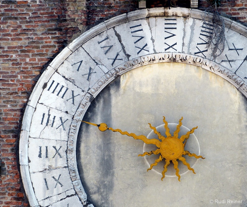 Old clock arm, Venice 
