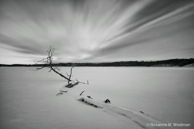 Minnesota winter on the lake