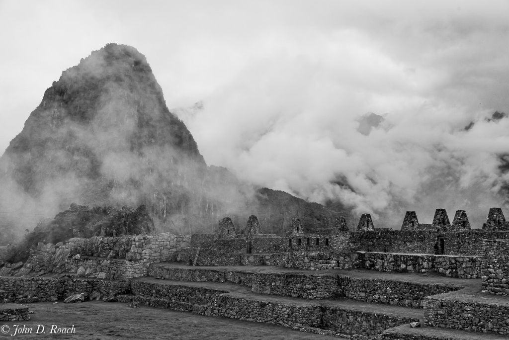 Machu Picchu - ID: 15297949 © John D. Roach