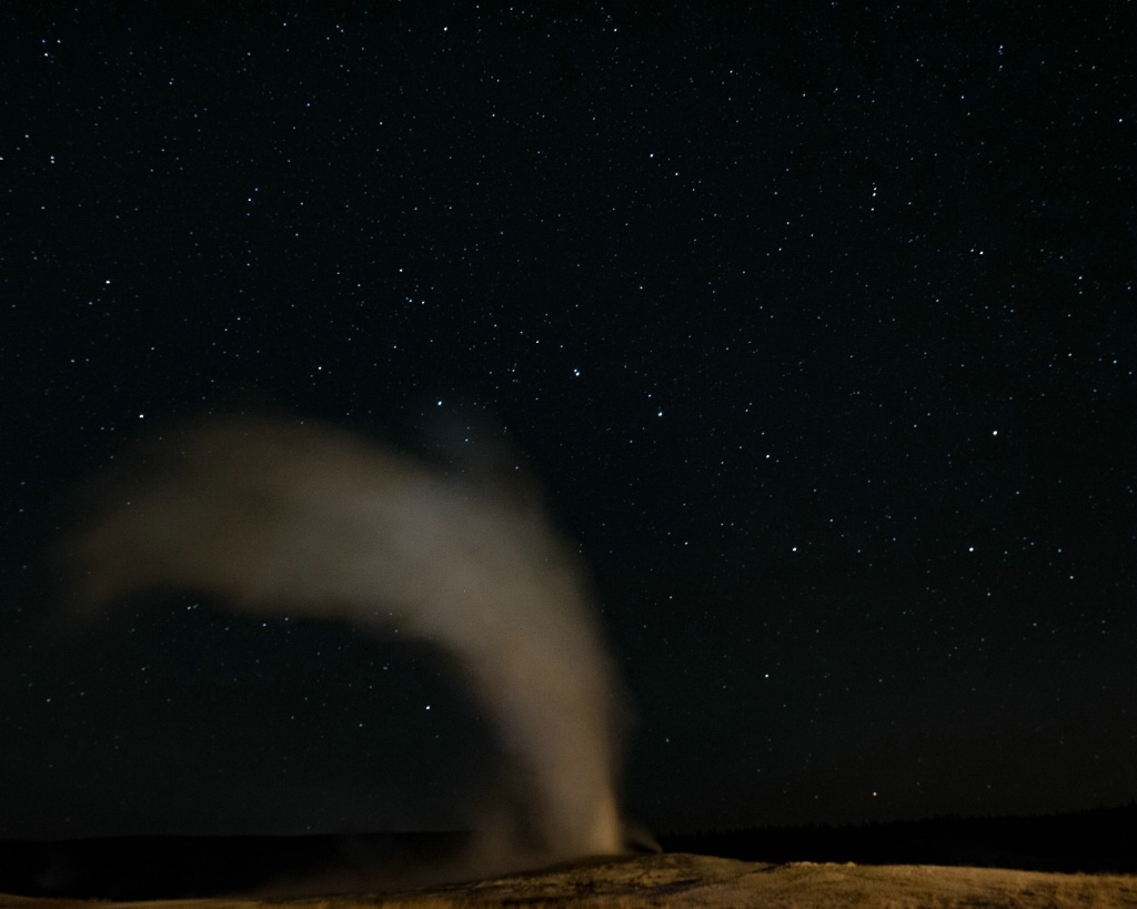 Old Faithful by Night - ID: 15304674 © Carol Gregoire