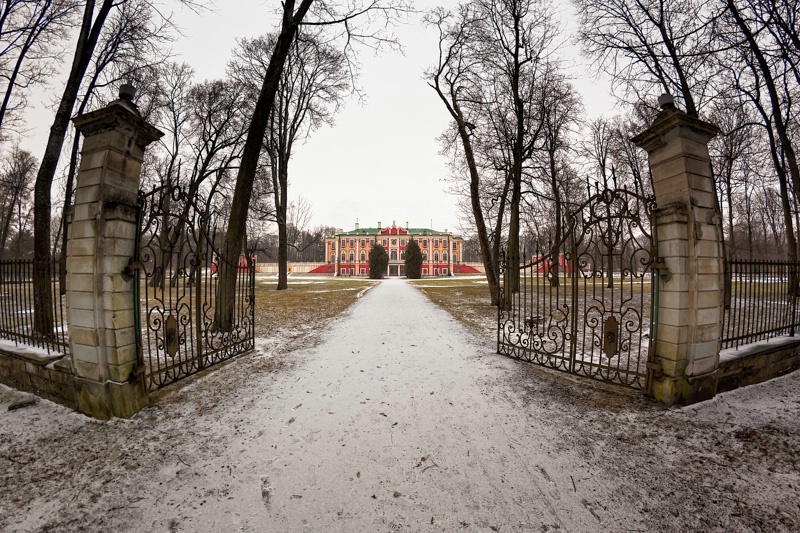 Gate To The Kadriorg Palace