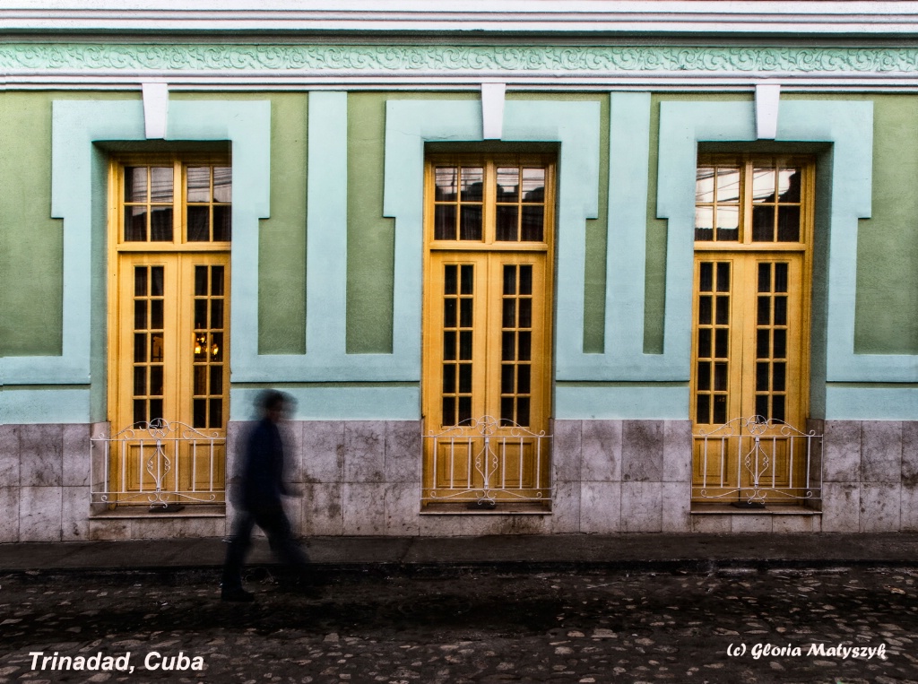 Early riser.Photo before dawn.Trinadad, Cuba - ID: 15320808 © Gloria Matyszyk