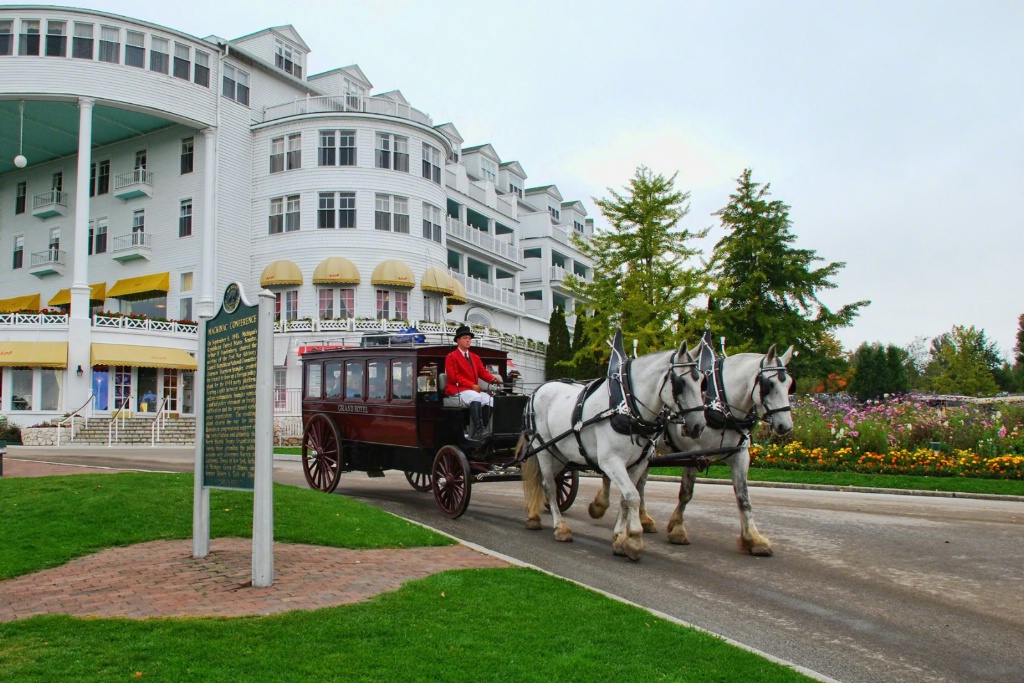 Grand Hotel Shuttle Service