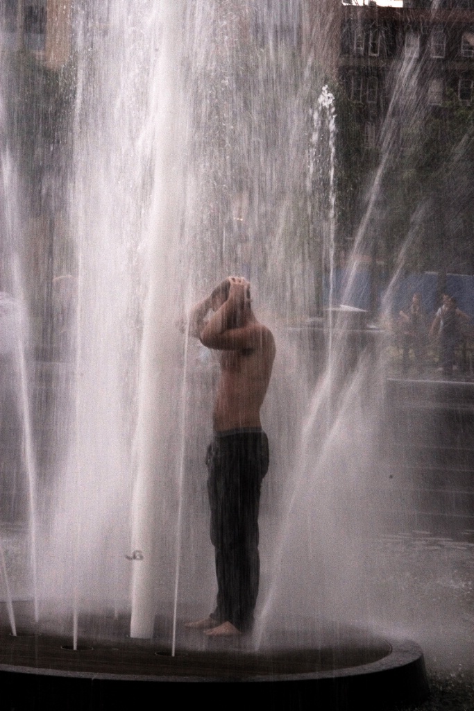 Washington Square Park fountain 2009