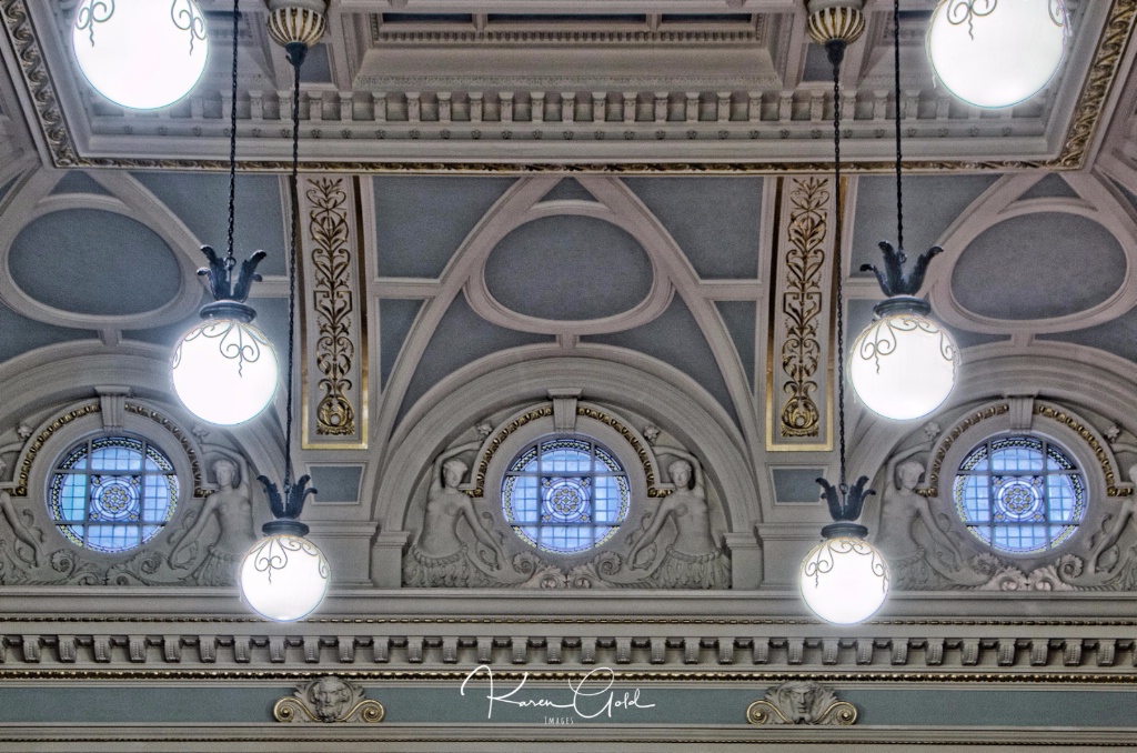 Curved Ceiling