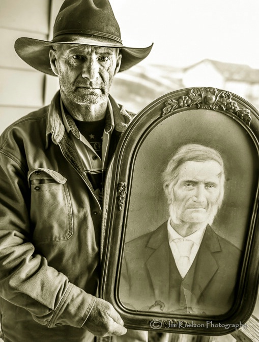 BRIAN AND GREAT GRANDFATHER - ID: 15366802 © Jim D. Knelson