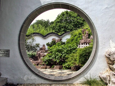The Moon Gate Of Uncommon Beauty