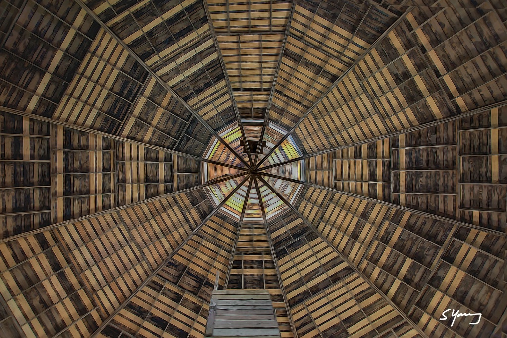 Interior of Round Barn; Palouse Region, WA - ID: 15382862 © Richard S. Young