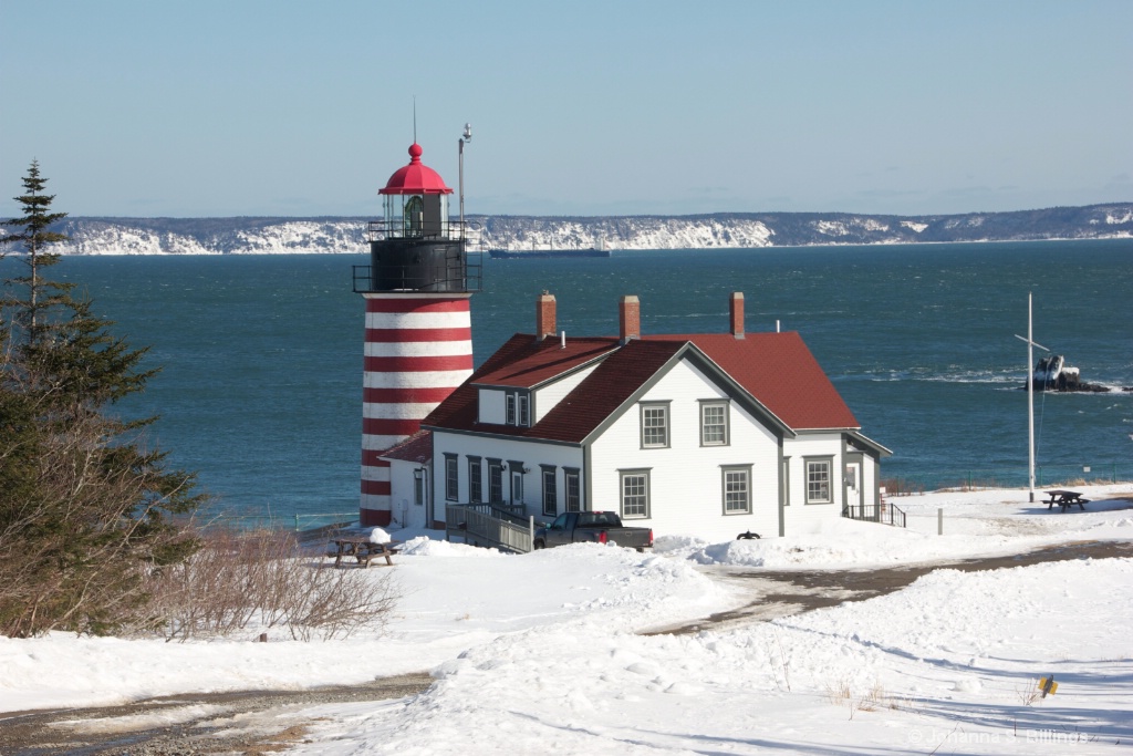 Lighthouse in Winter - ID: 15386369 © Johanna S. Billings