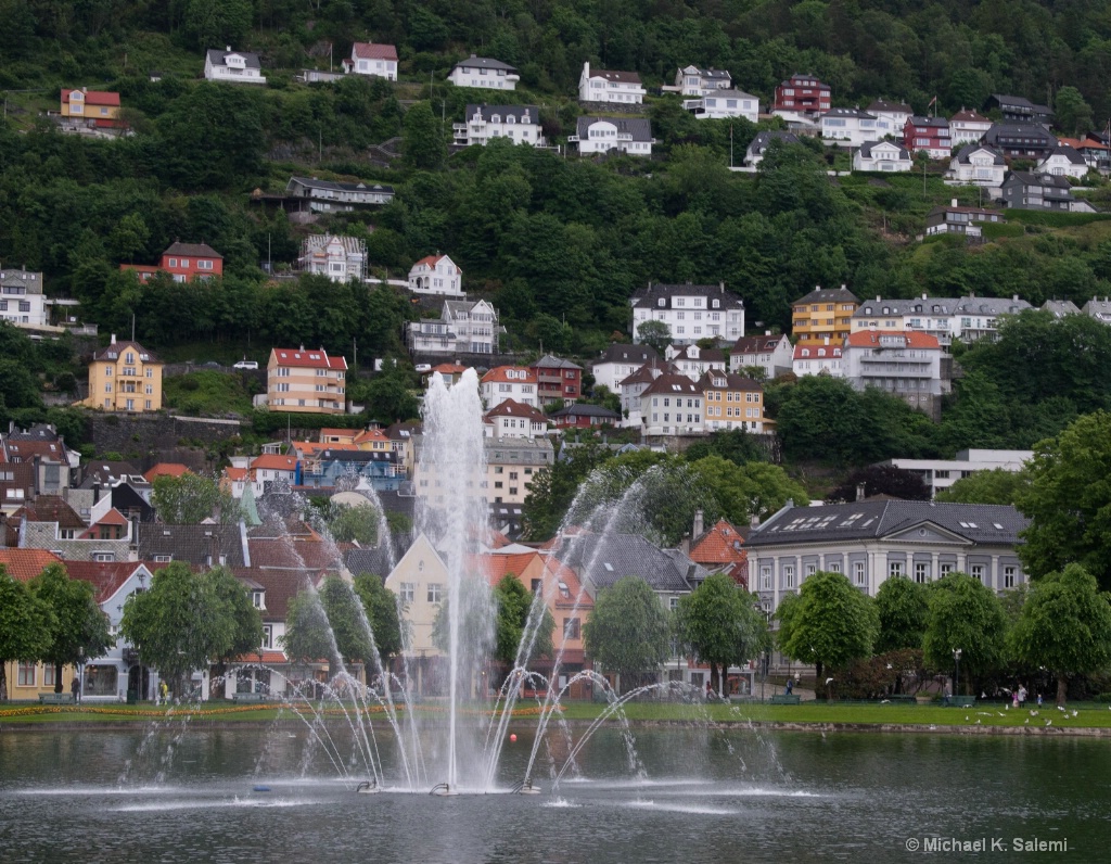 City Fountain and Hillside Homes