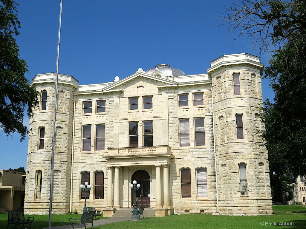 Historic Val Verde County Courthouse - ID: 15390404 © Emile Abbott