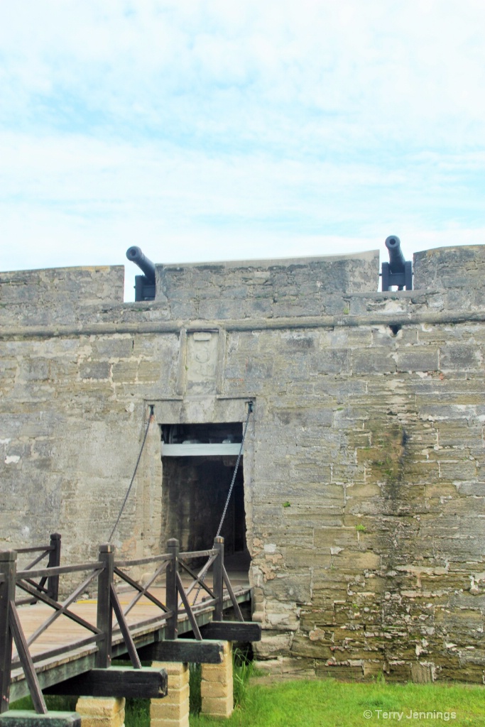 Fort Main Entrance - ID: 15426194 © Terry Jennings