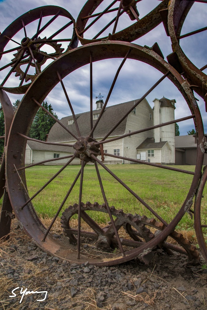 Dahmen Barn Wheels; Uniontown, WA - ID: 15429983 © Richard S. Young