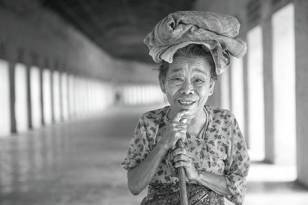 The Old Woman from Bagan
