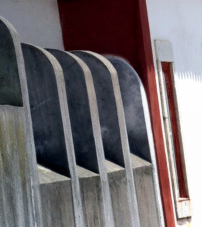 Cement wall design, Portugal