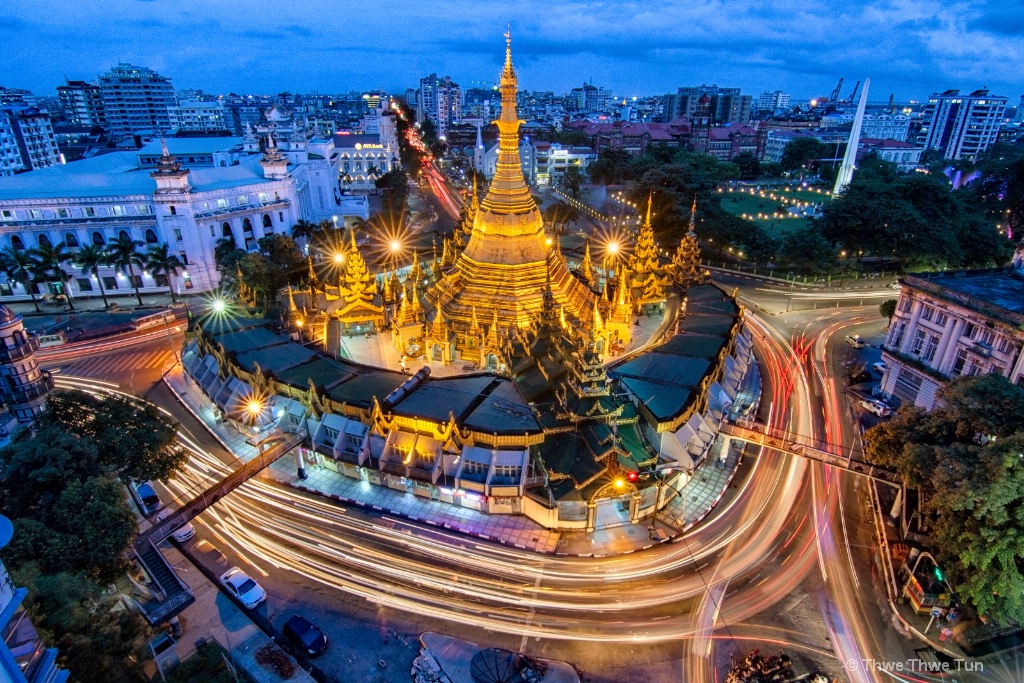 Sule Pagoda