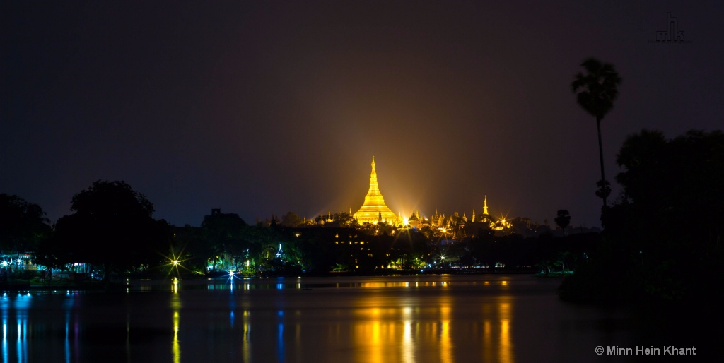 Shwedagon Pagoda @ Golden Land