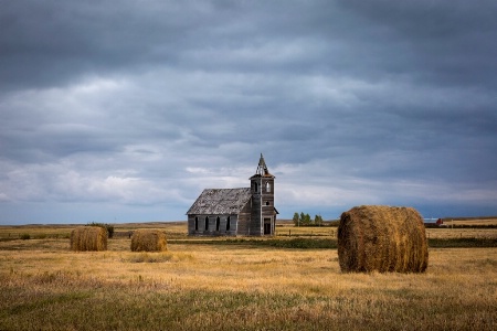 Church On The Plains 