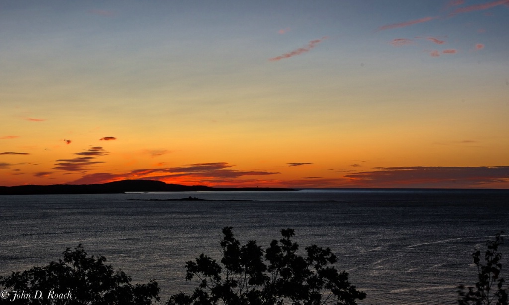 Sunrise from Acadia east loop road-1 - ID: 15467364 © John D. Roach