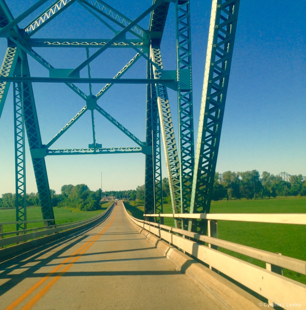 Bridge going to Illinois from Mo.