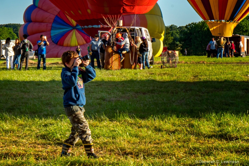 Young Photojournalist - ID: 15472807 © Deborah C. Lewinson