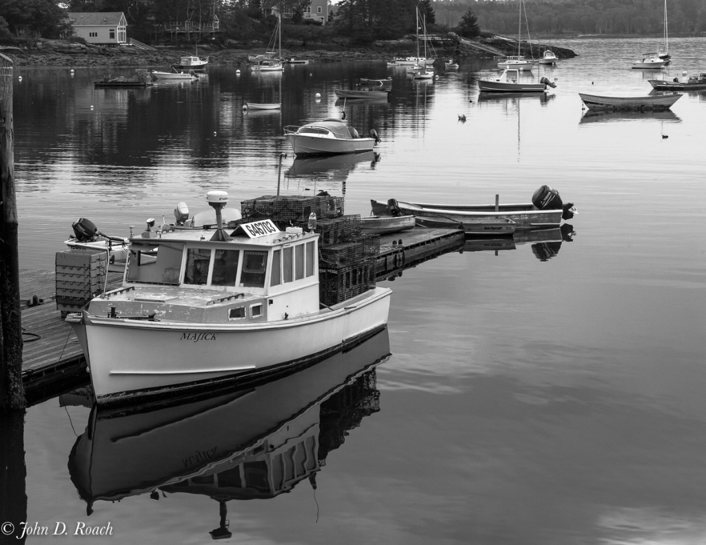 Lobster Boat in Maine - ID: 15474161 © John D. Roach