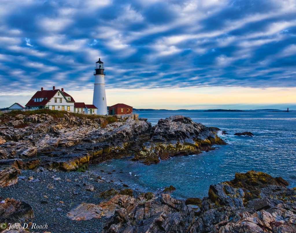 Portland Head Light at Sunrise - ID: 15485417 © John D. Roach