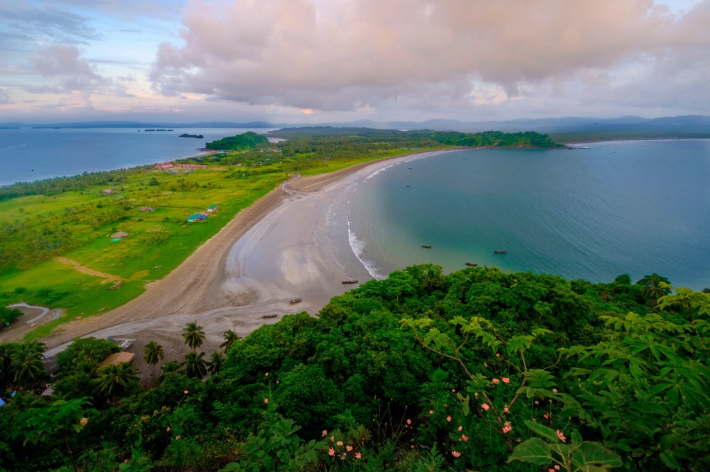 Beauty of Gawyangyi island , Myanmar