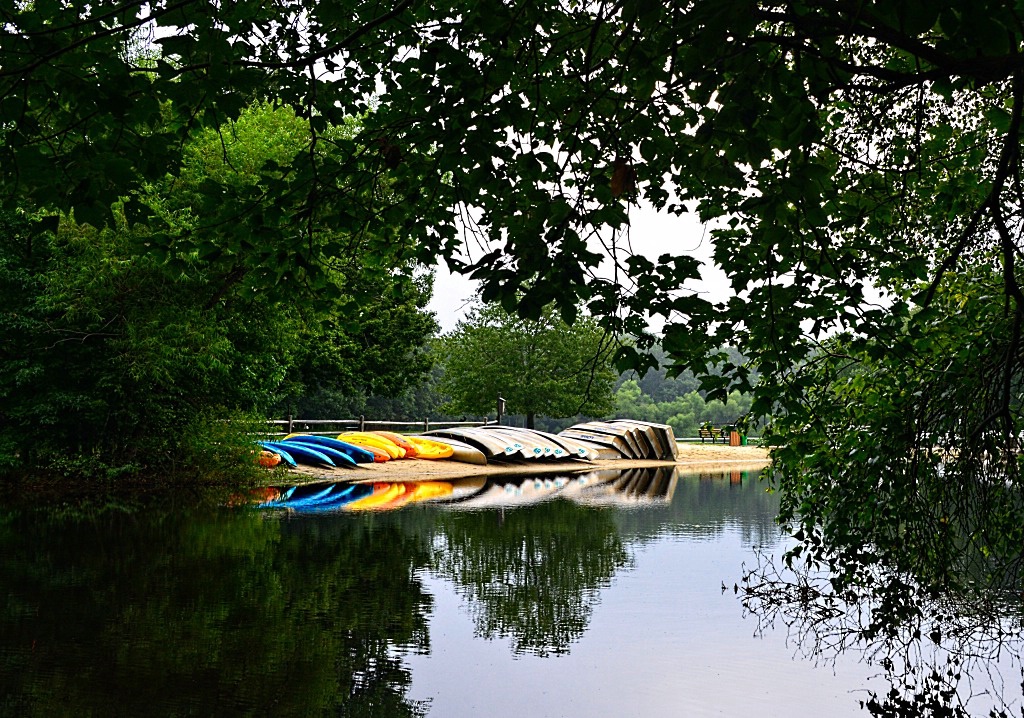 Waiting Watercraft